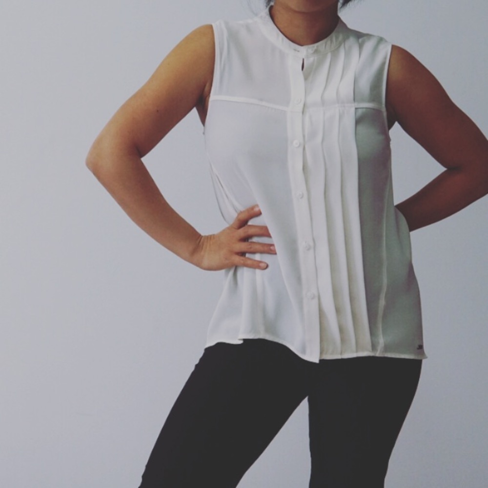 ARMANI EXCHANGE Womens White Pleated Button-Down Sleeveless Top Blouse XS